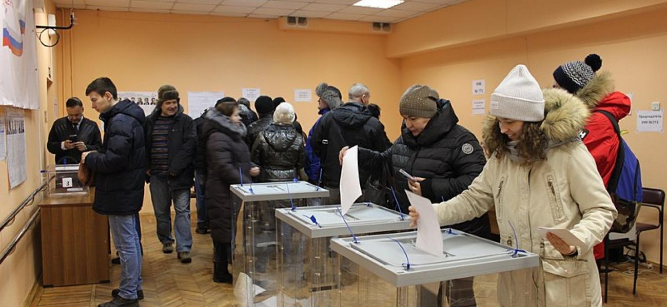 Voters in Moscow participate in 2018 Presidential election.