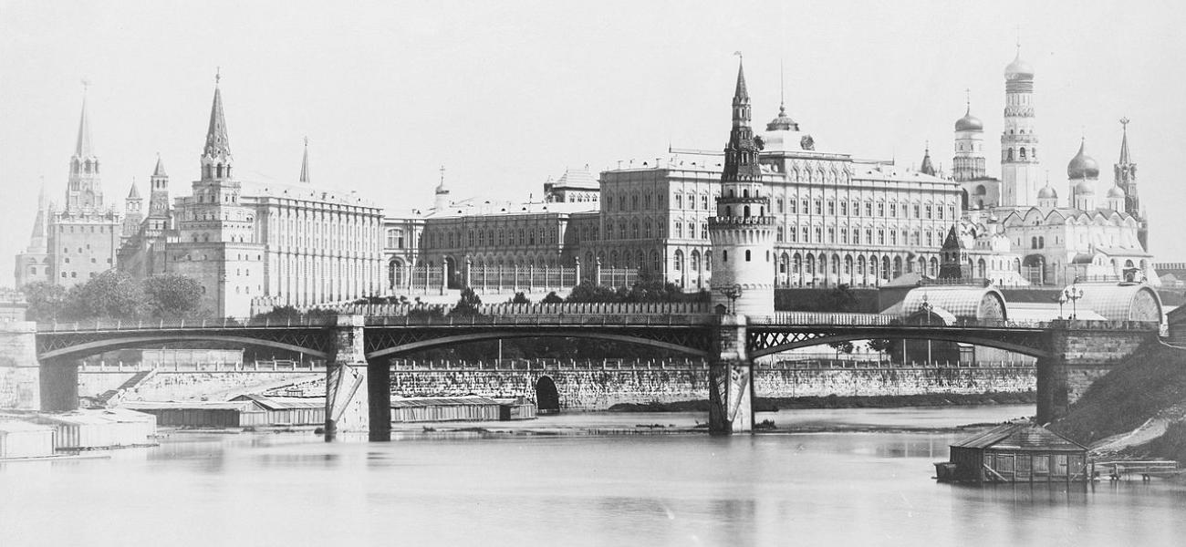 Grand Stone Bridge in Moscow